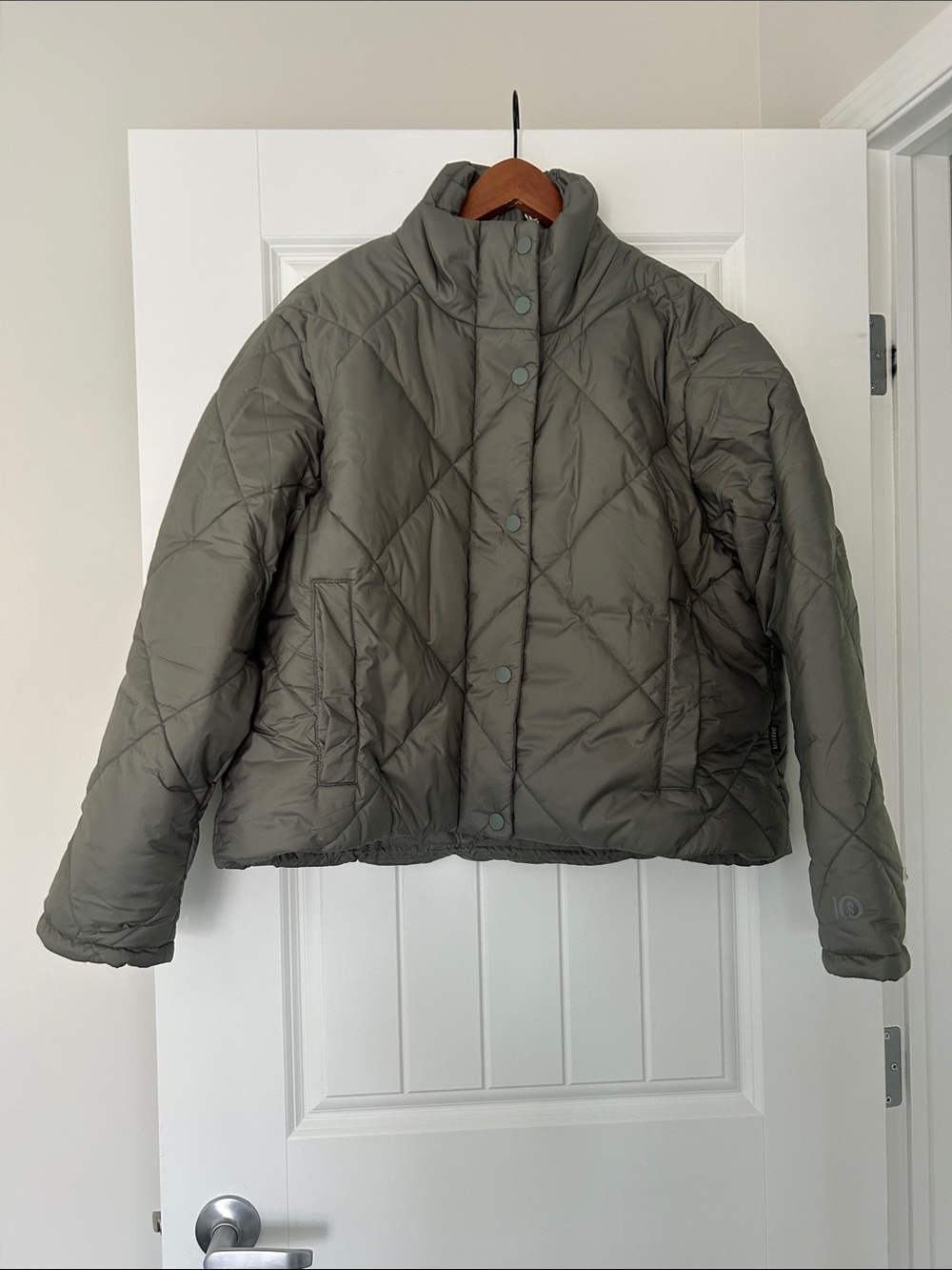 Tentree Cloud Shell Short Puffer